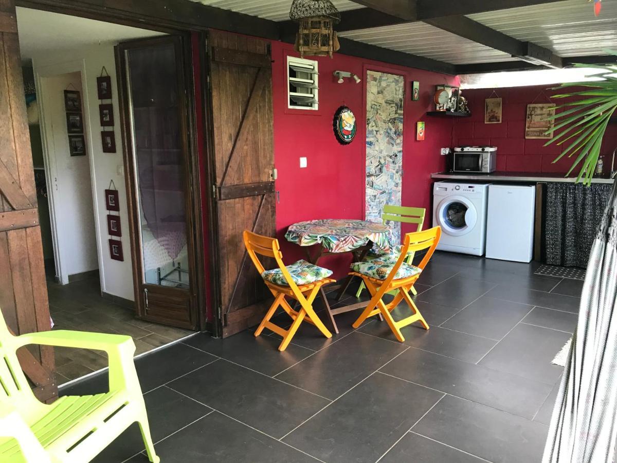 Un Bungalow Au Paradis サン・ピエール エクステリア 写真